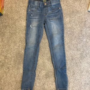True craft size 8 mid wash skinny jeans